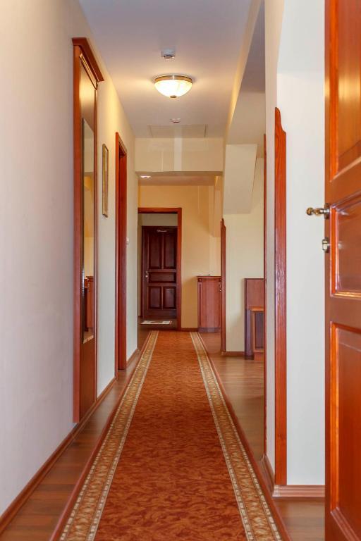 Pannon Hotel Bejelentkezes 20 Oraig, Check-In Until 20 O'Clock, Einchecken Bis 20 Uhr Mohacs Exterior photo