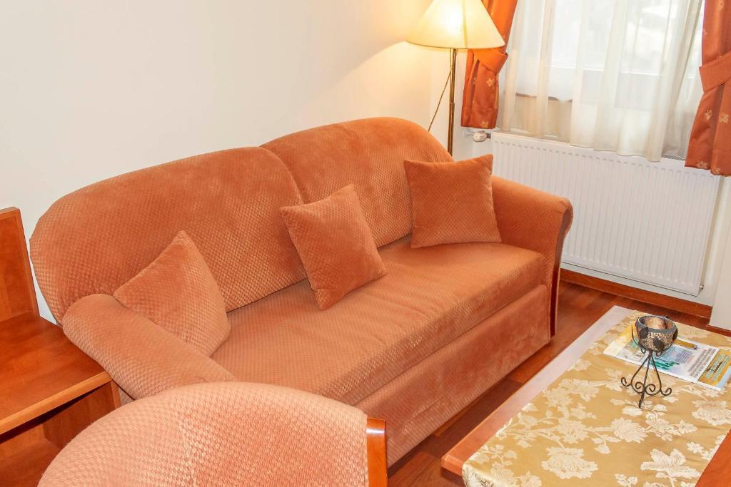 Pannon Hotel Bejelentkezes 20 Oraig, Check-In Until 20 O'Clock, Einchecken Bis 20 Uhr Mohacs Room photo